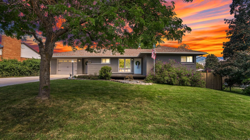 Photo of 1376 E KINGSTON DR S, Ogden, UT 84403 (MLS # 2182498)