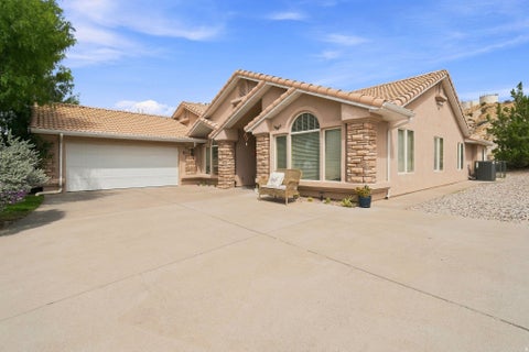 Photo of 1642 W 5745 N, Saint George, UT 84770 (MLS # 2178095)