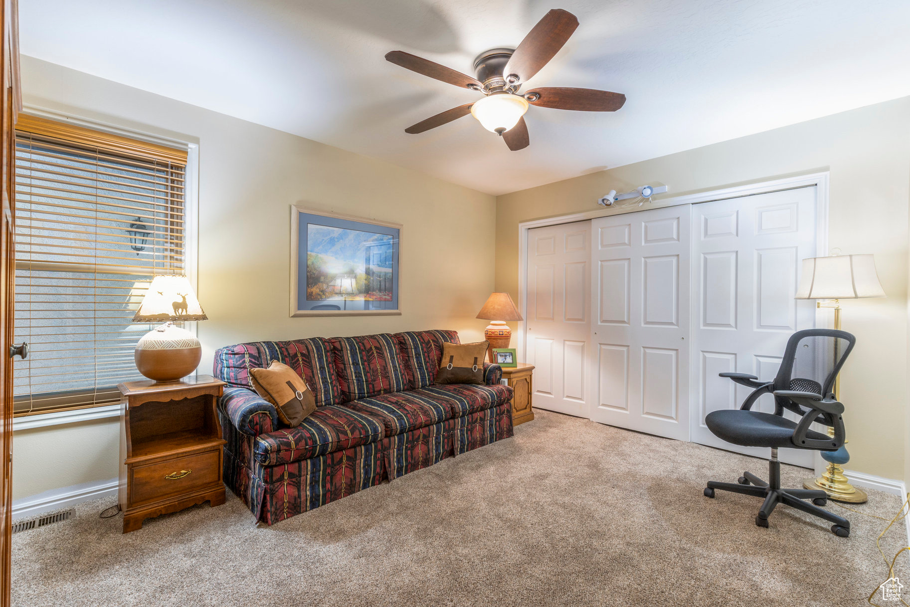 SWISS OAKS - Residential