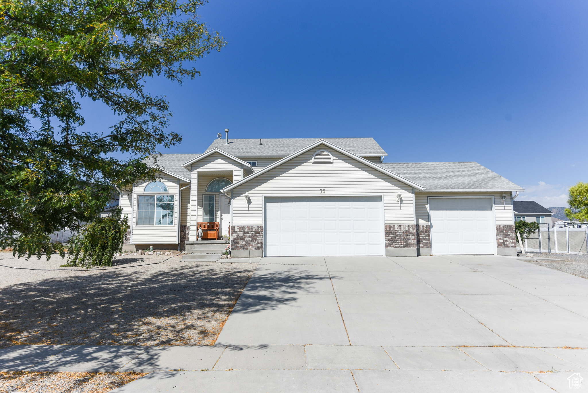 39 N Meadowlark Cir, Grantsville, Utah image 1