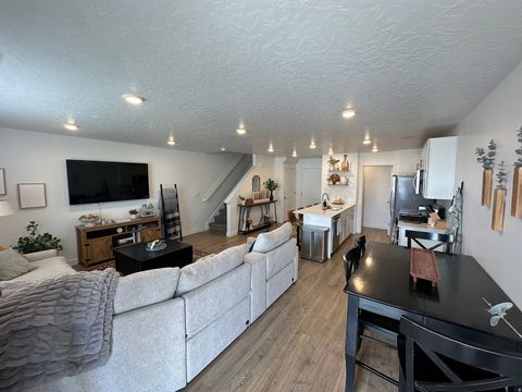 Tiny photo for 961 E JACK DR, Saratoga Springs, UT 84045 (MLS # 2141194)