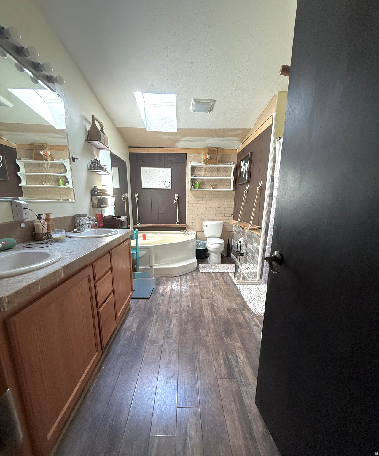 SUNBURST TERRACE PLANNED UNIT DEVELOPMEN - Residential