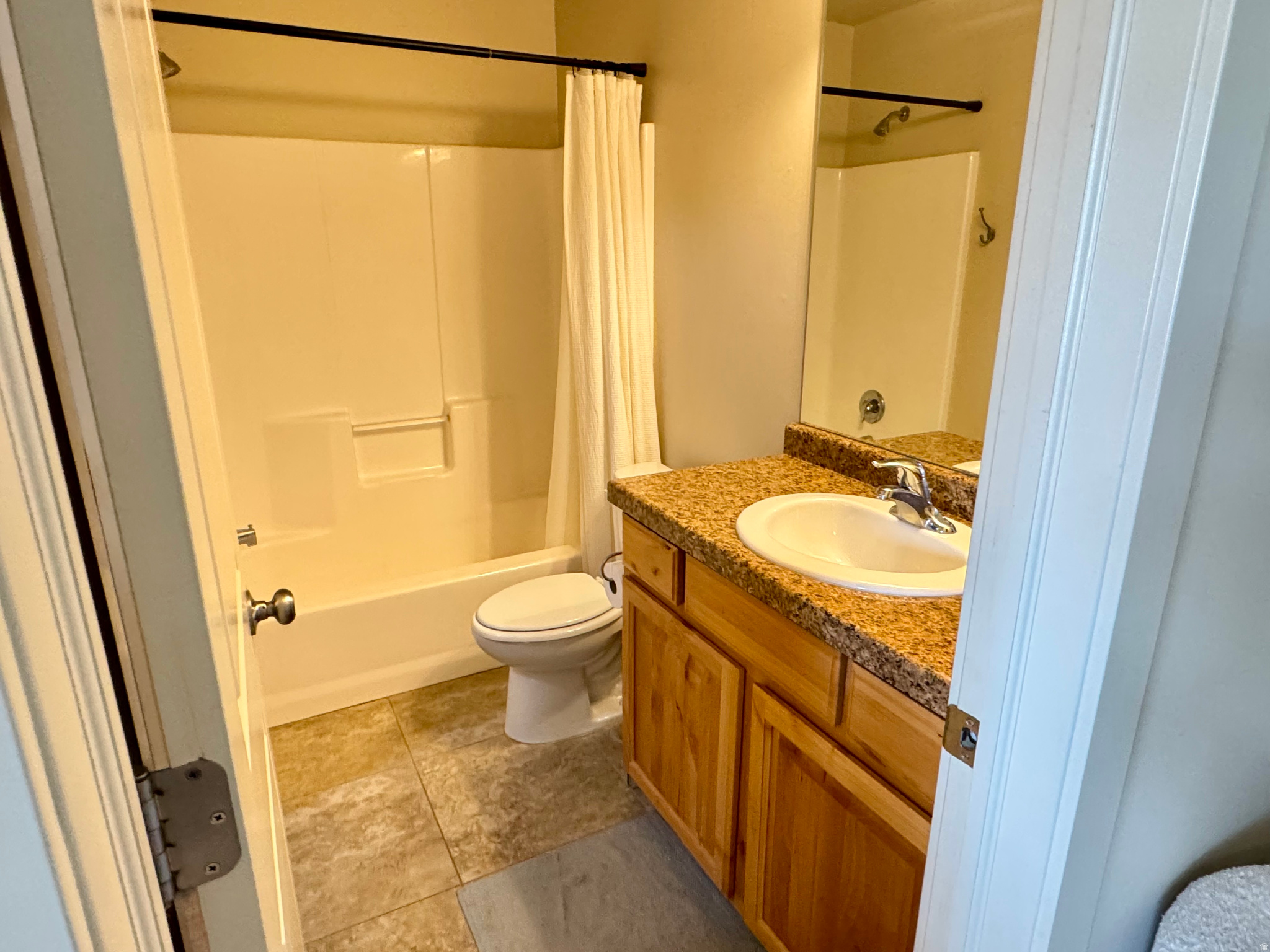 EAST MEADOWS ESTATES - Residential Income