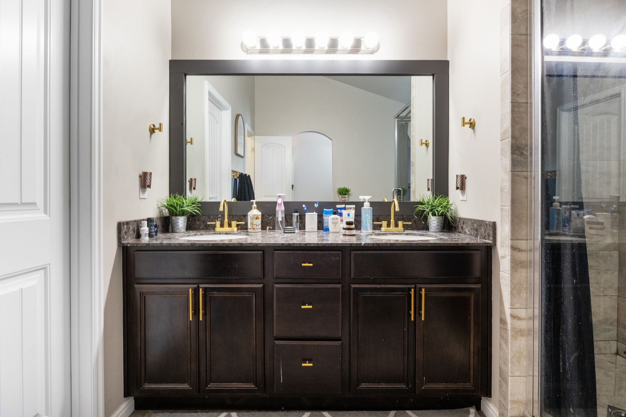 PARK VISTA 124 - Residential