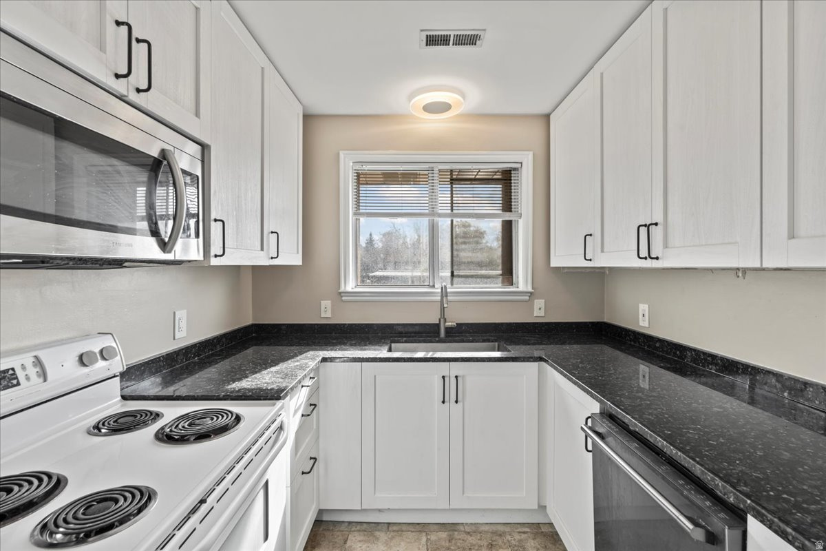 PARKSIDE HEIGHTS - Residential