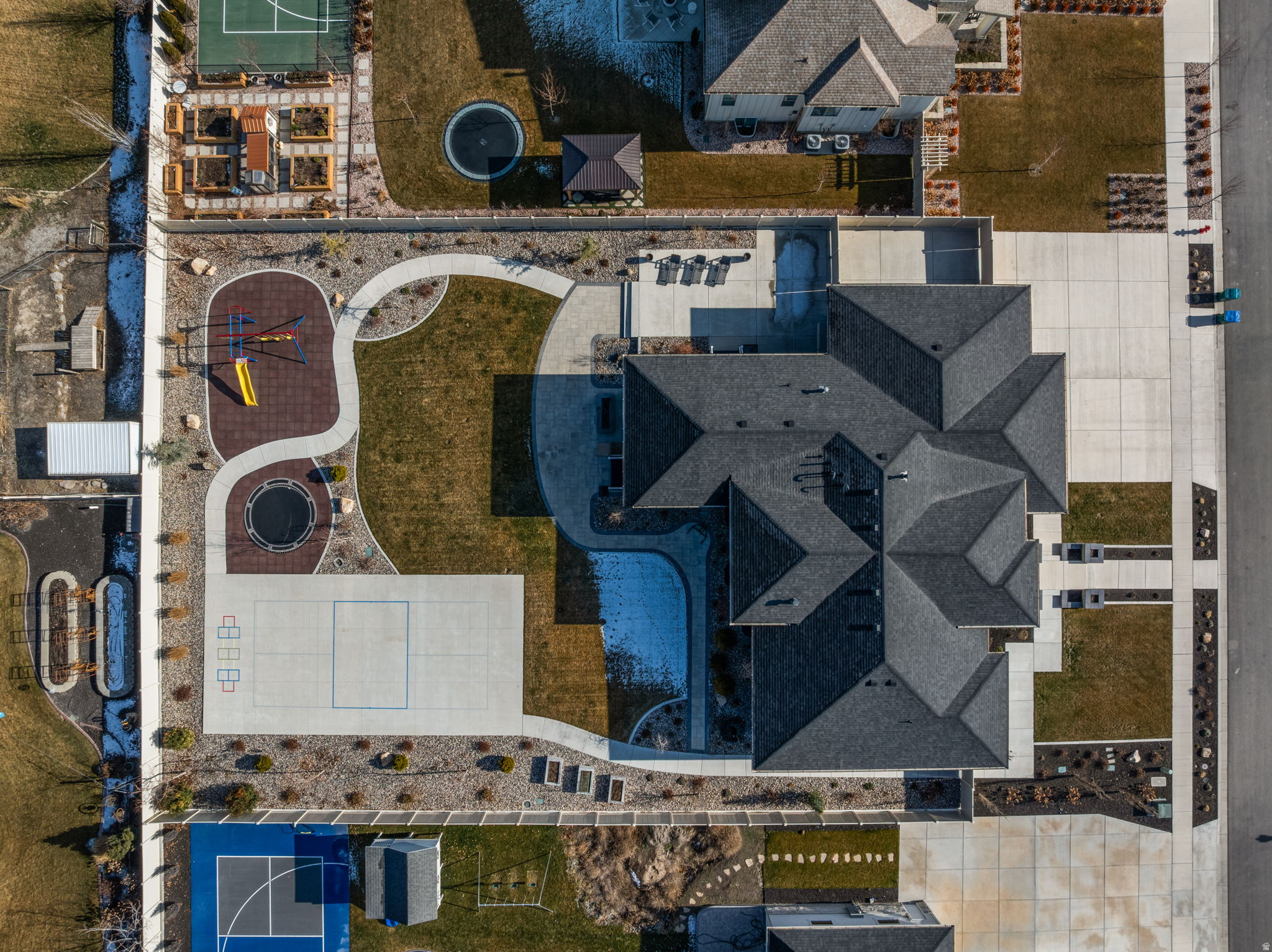 COLLEGE FARMS - Residential