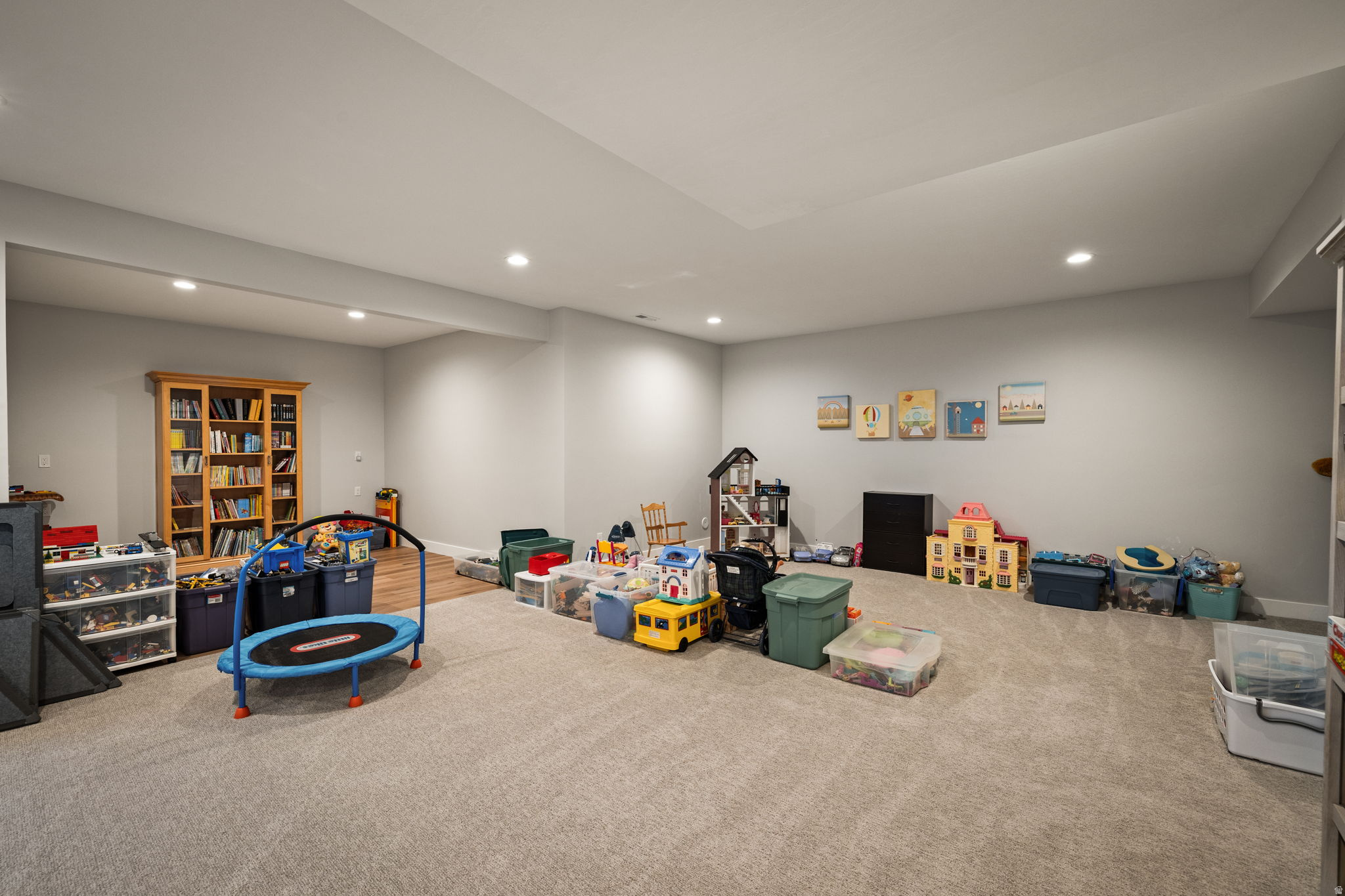 COLLEGE FARMS - Residential