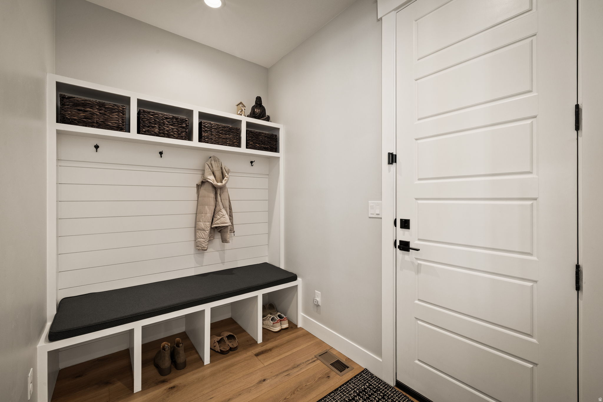 COLLEGE FARMS - Residential