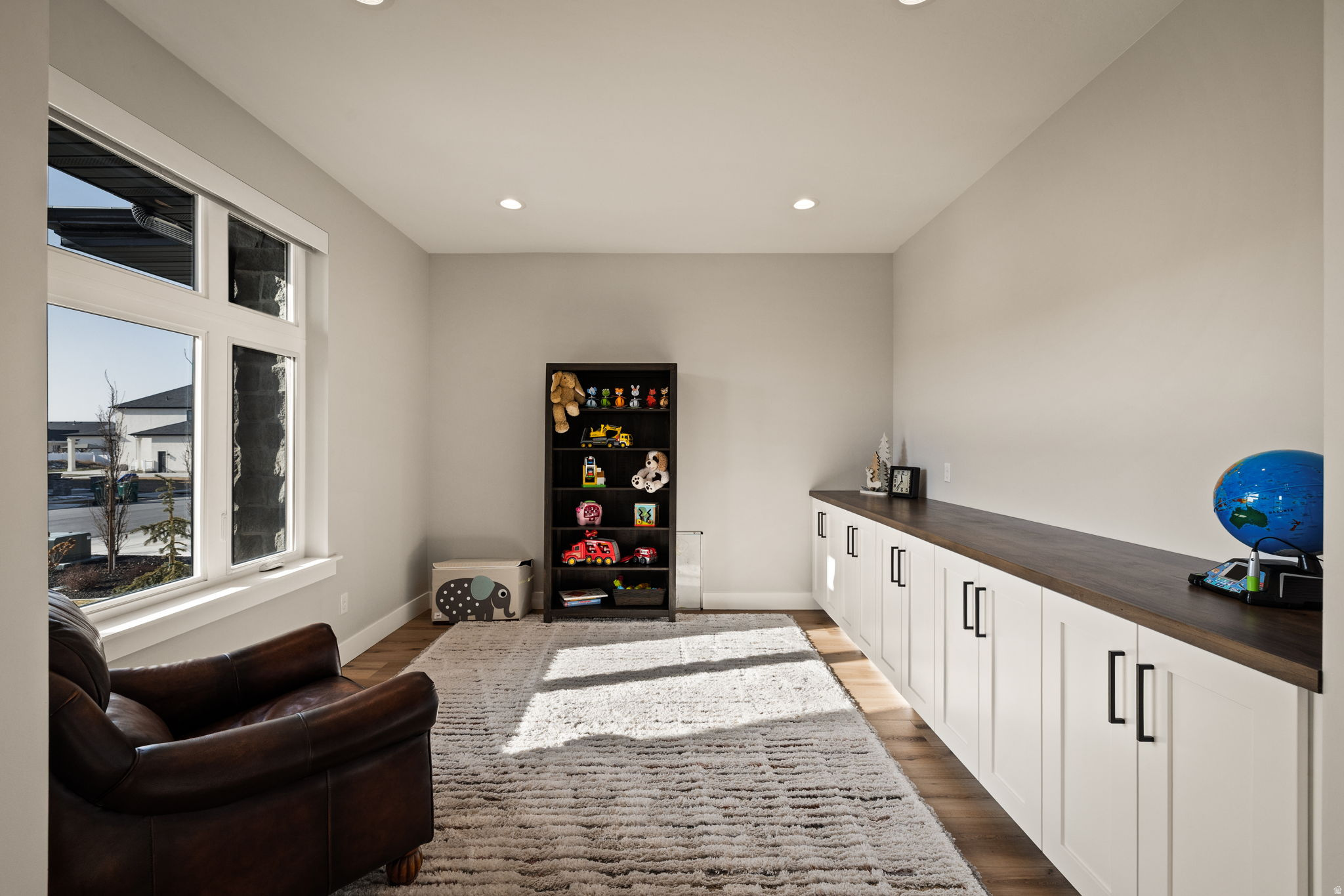 COLLEGE FARMS - Residential