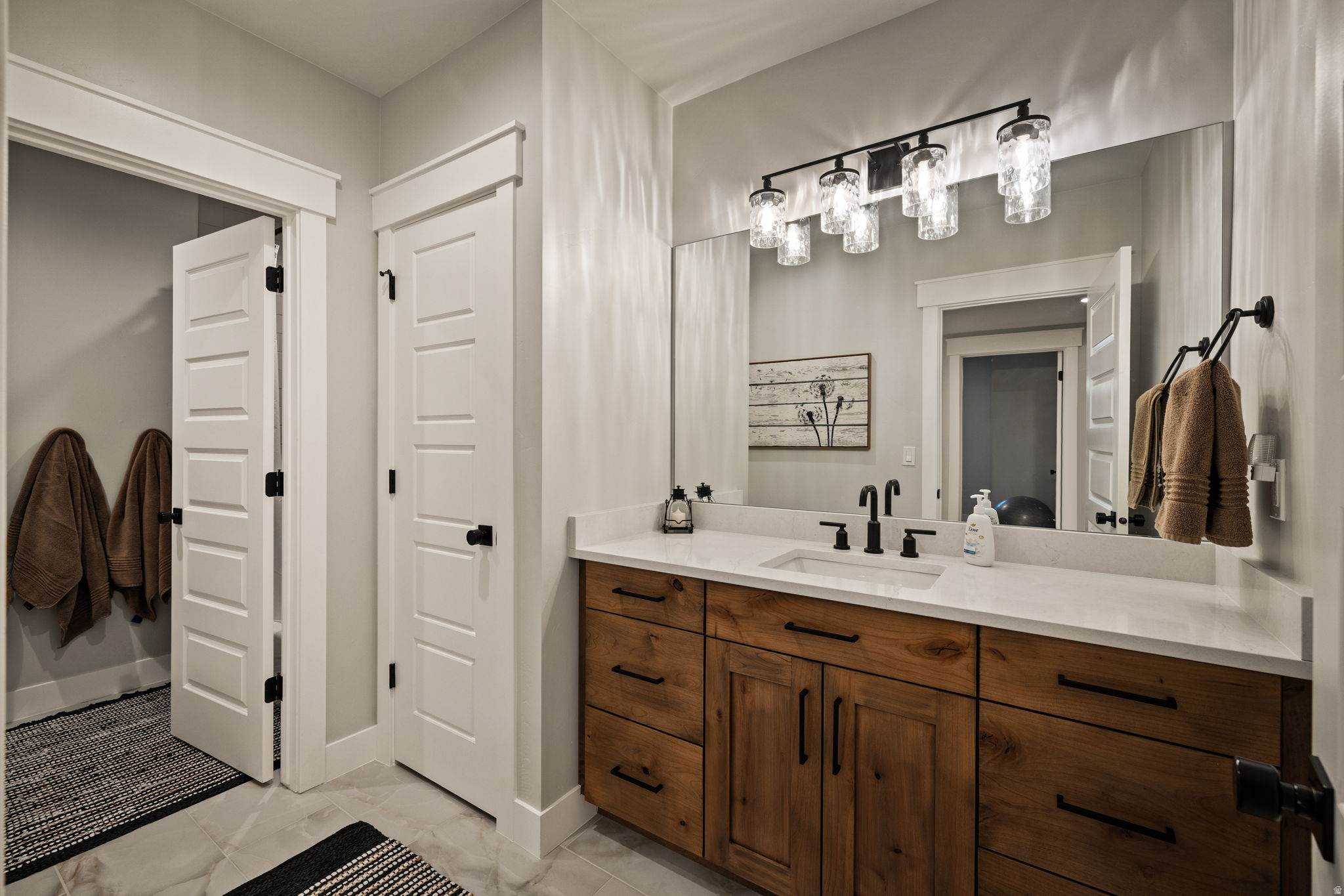 COLLEGE FARMS - Residential