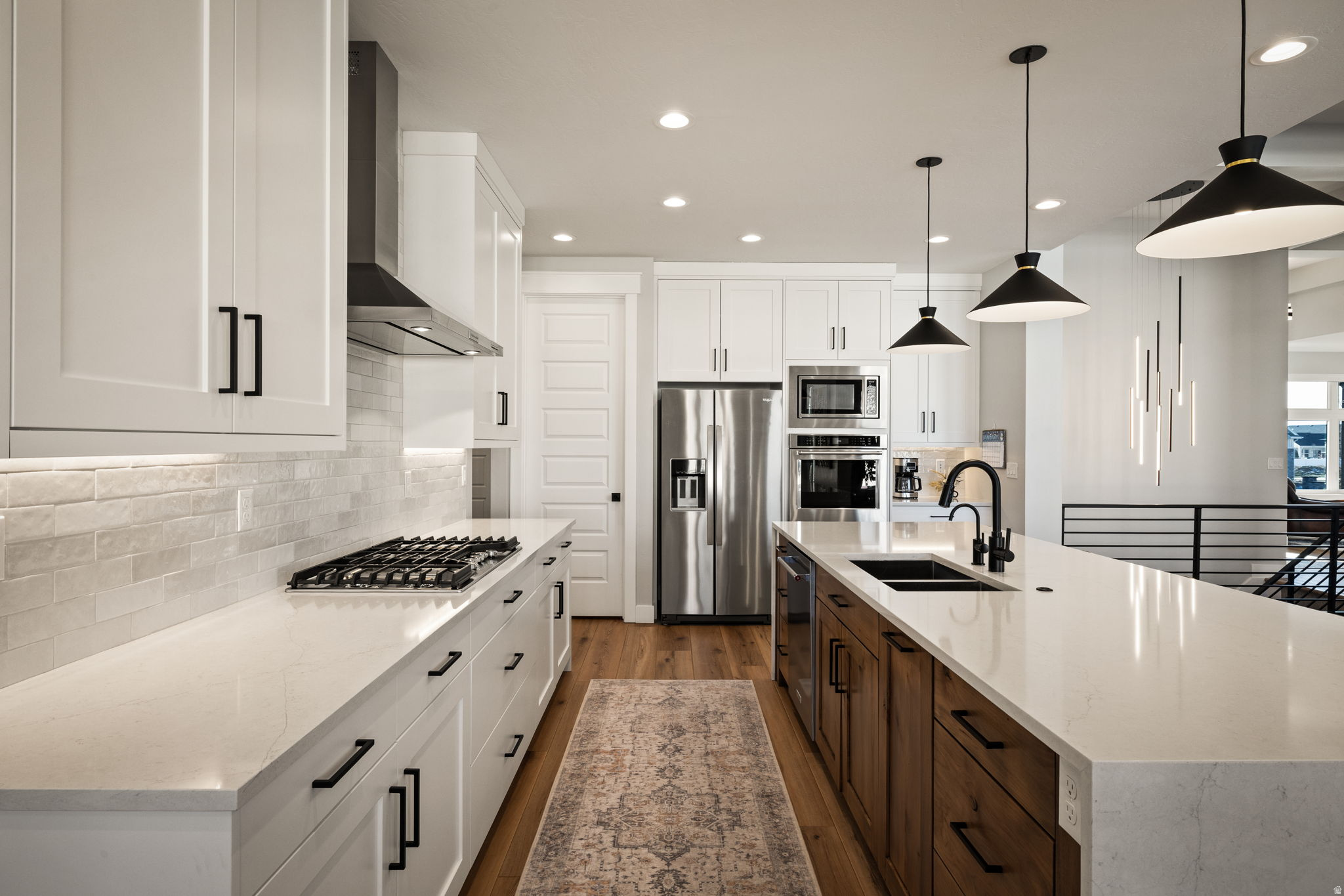 COLLEGE FARMS - Residential