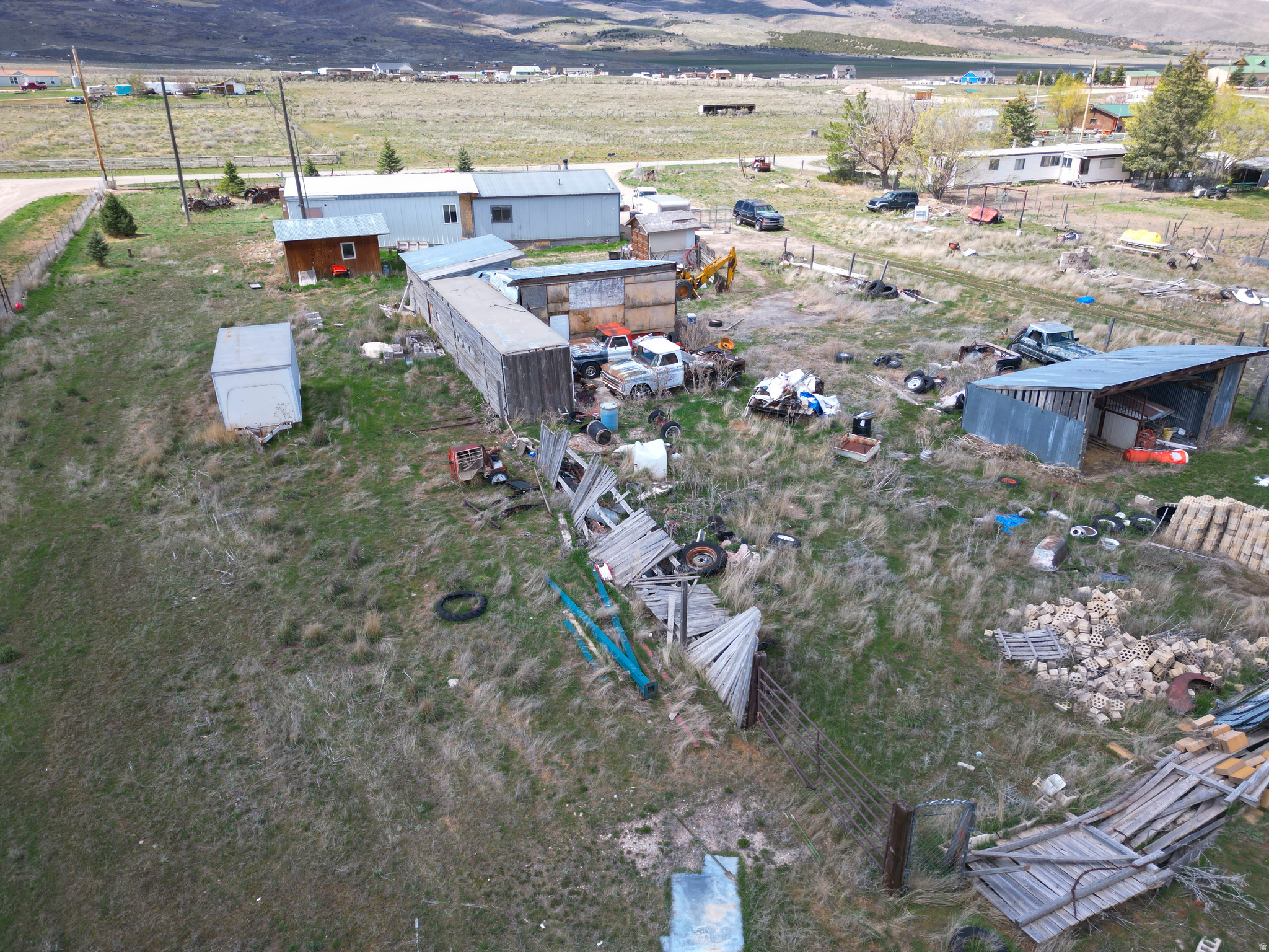 FAIRVIEW RANCHEROS - Residential