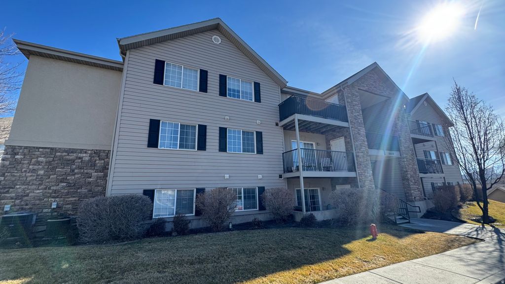 Photo of 1441 W WESTBURY #G WAY N, Lehi, UT 84043 (MLS # 2137369)