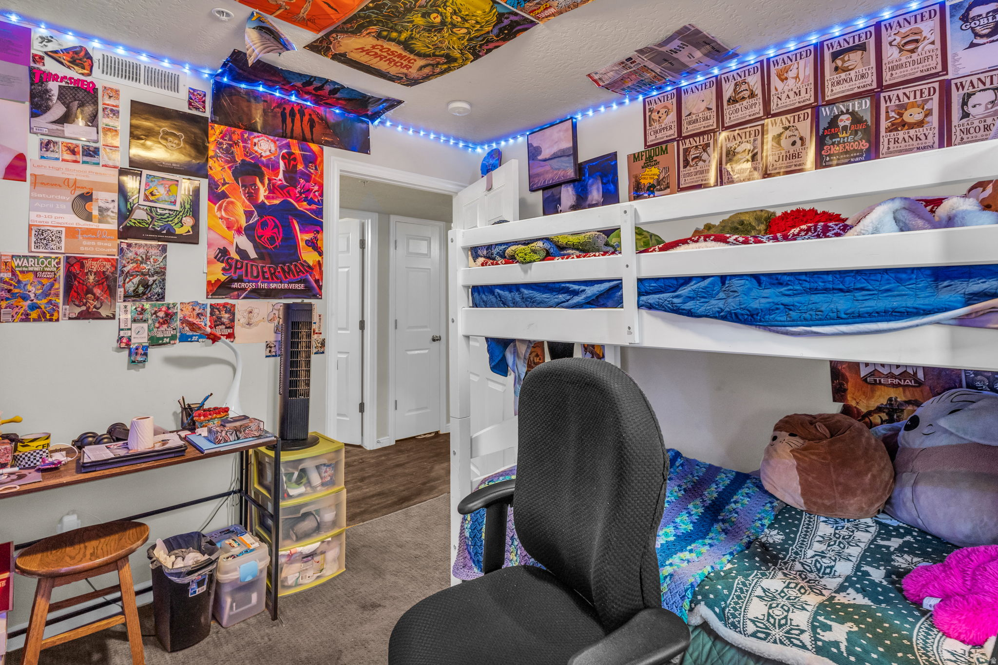 WESTBURY - Residential