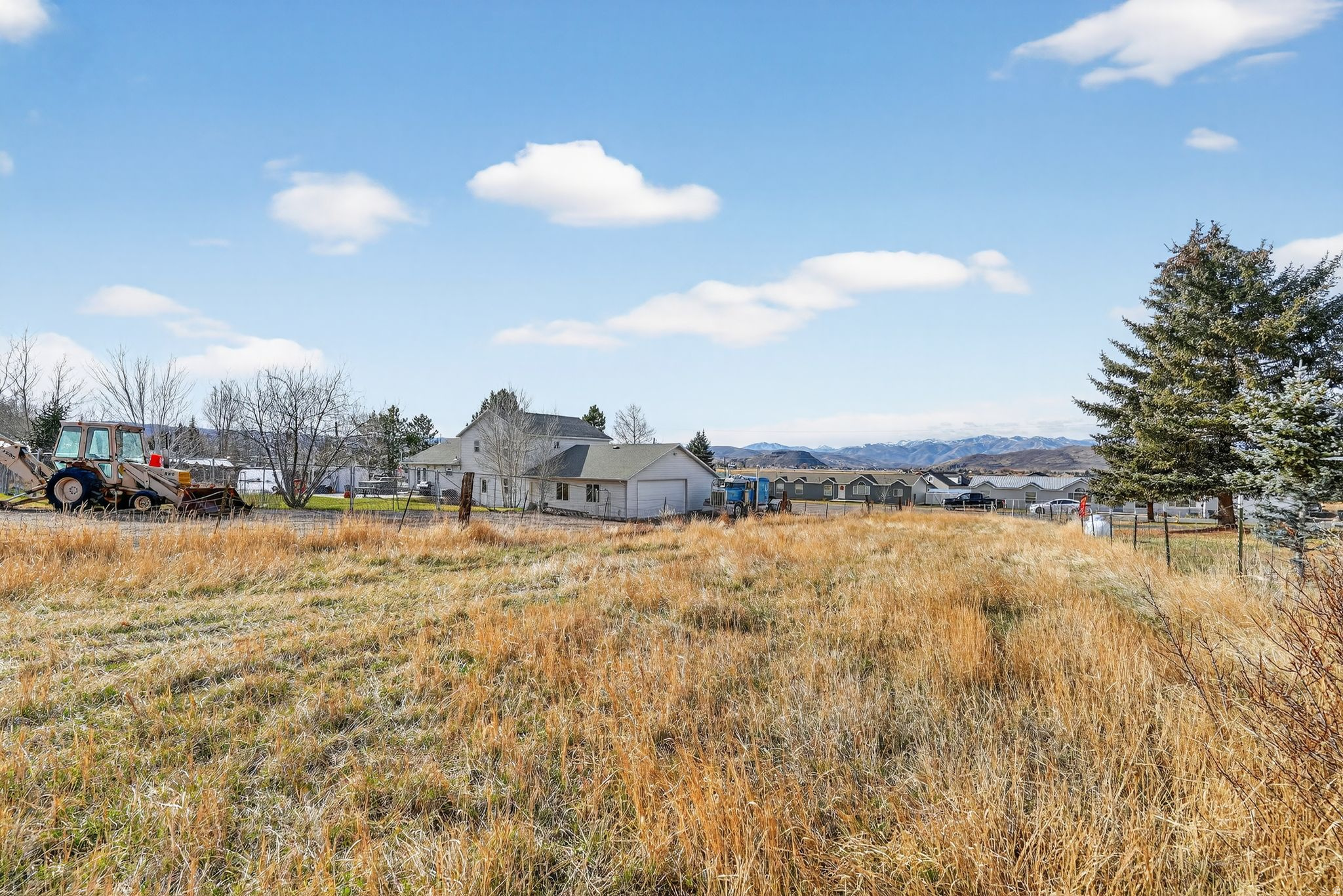 FRANCIS TOWN - Residential