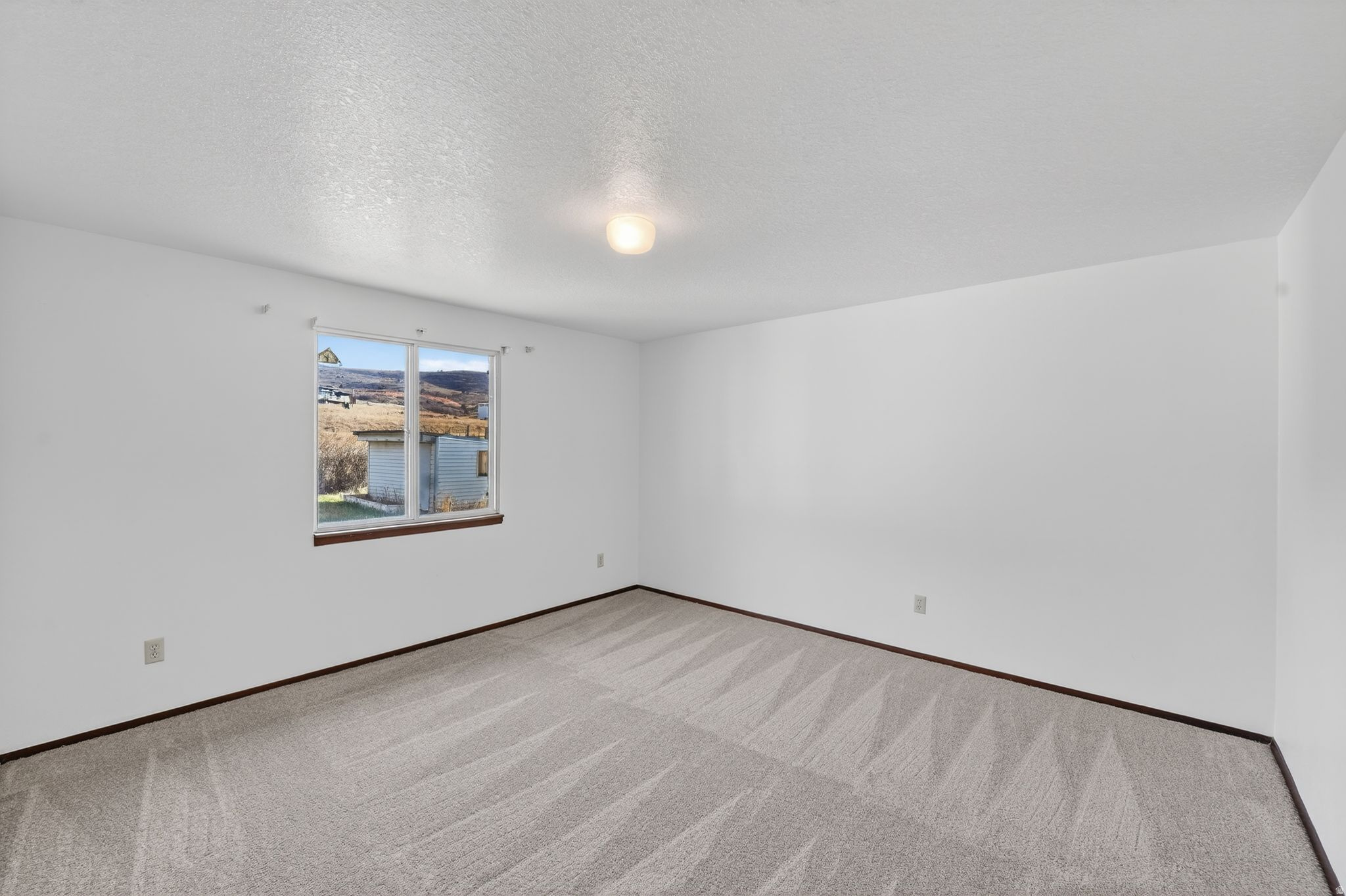 FRANCIS TOWN - Residential