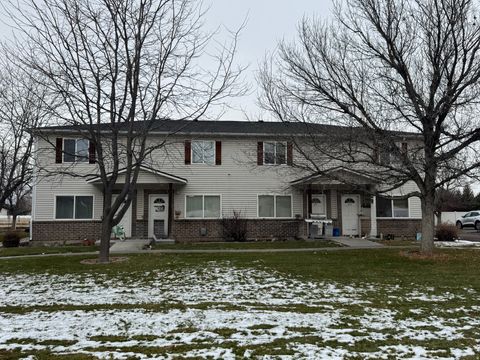 Photo of 619 COUNTRYSIDE AVE, Rexburg, ID 83440 (MLS # 2127513)