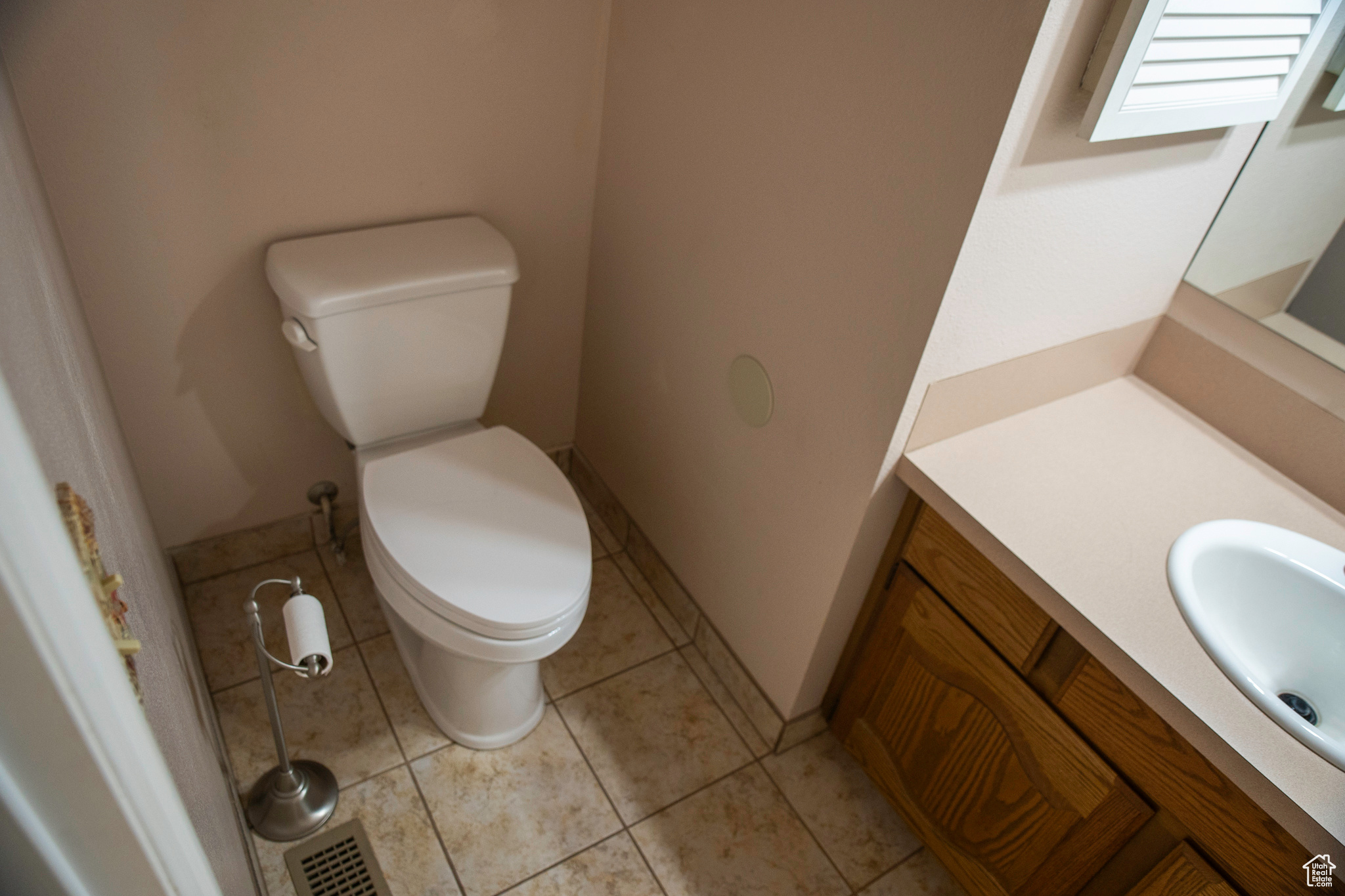 1523 N Sweetwater Ln, Farmington, Utah image 34