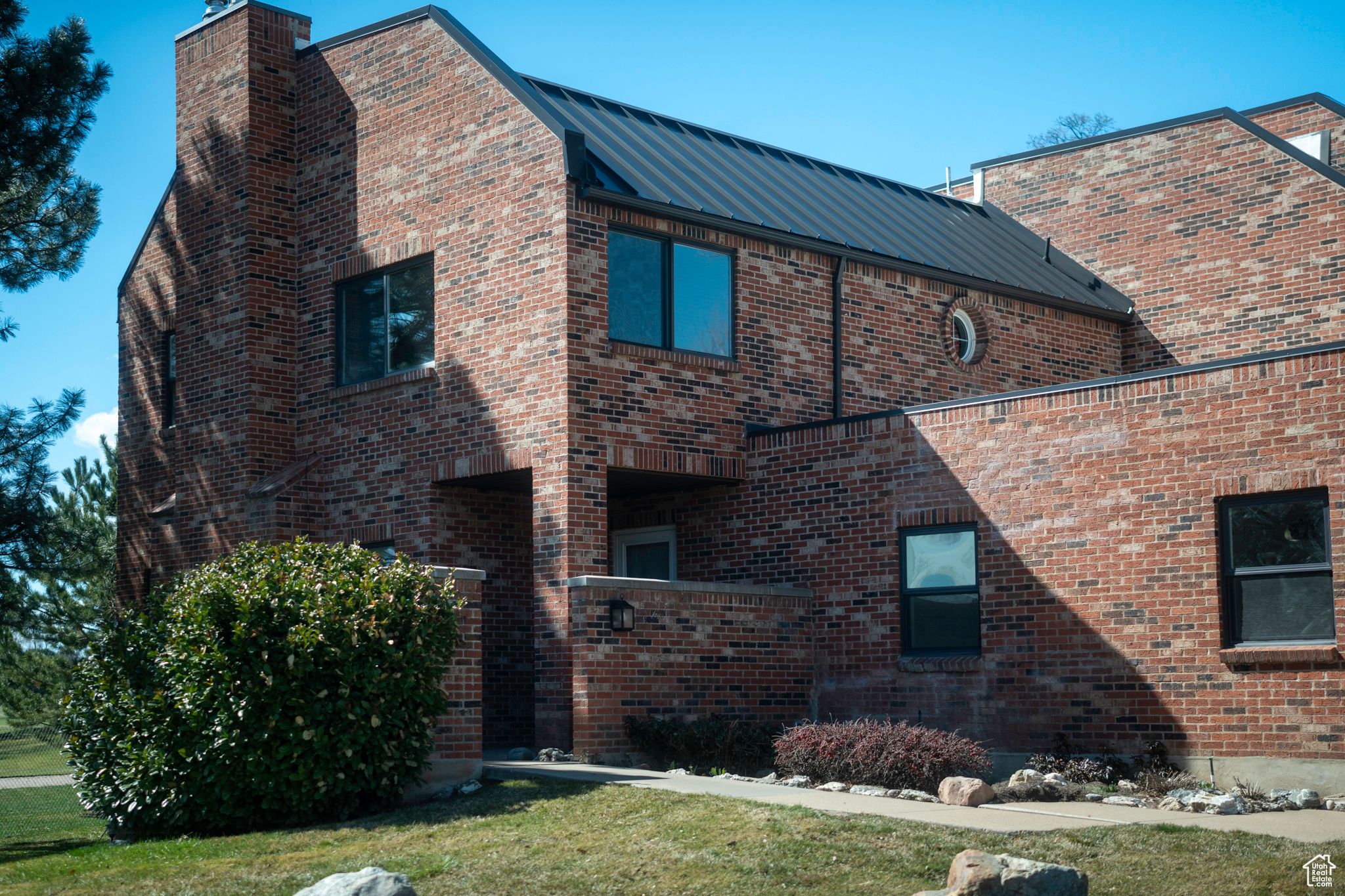 1523 N Sweetwater Ln, Farmington, Utah image 5