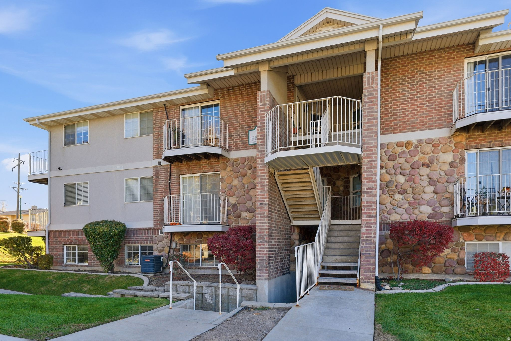 STONEBROOK - Residential