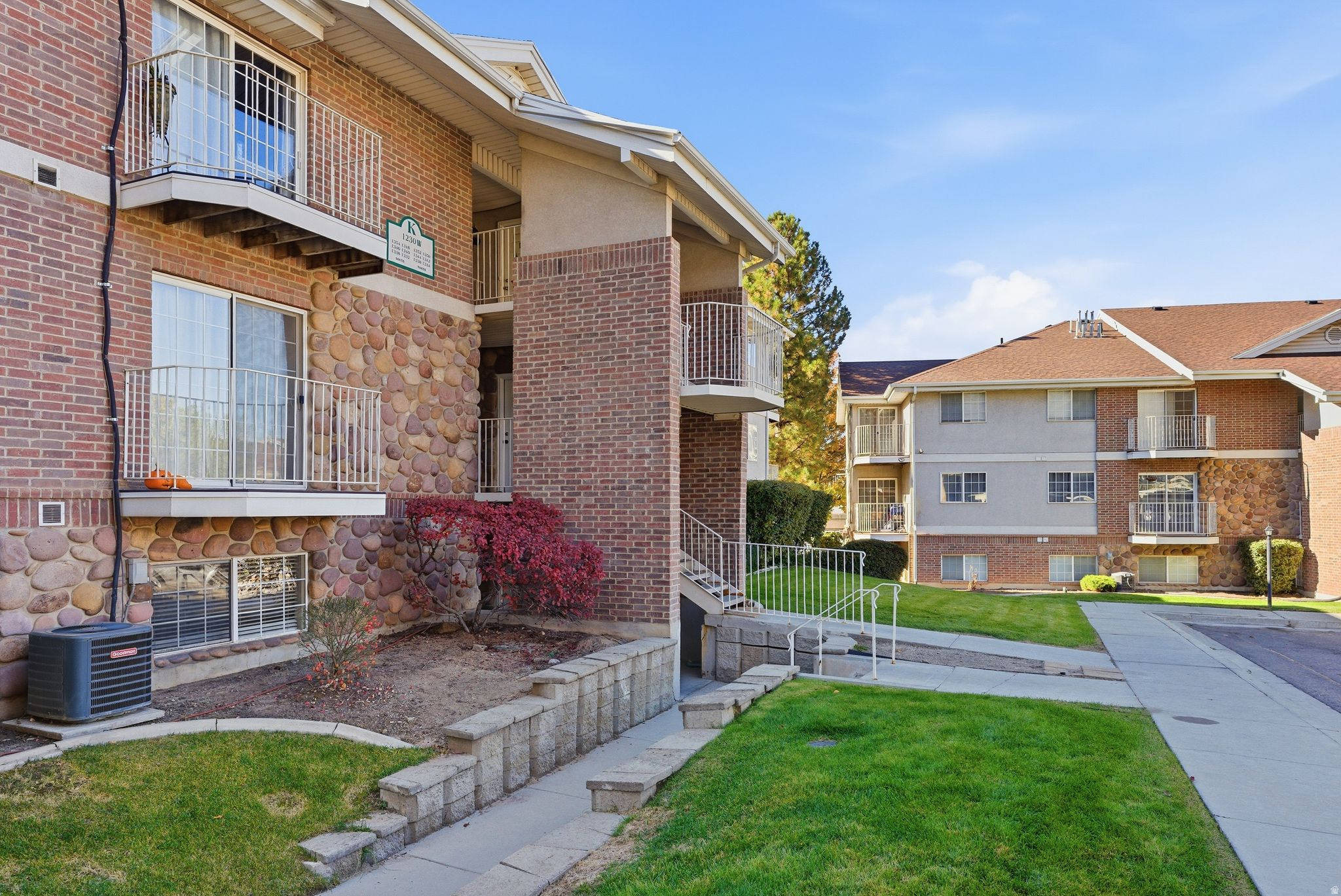 STONEBROOK - Residential