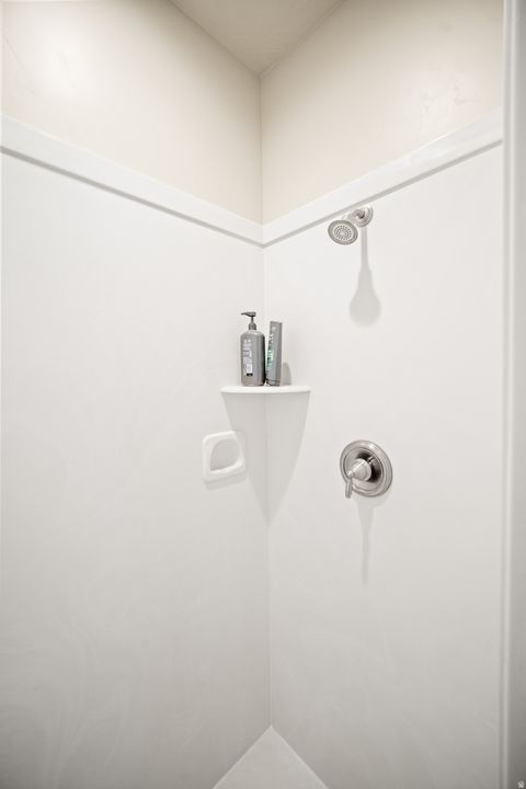 Tiny photo for 633 N 2850 W, Hurricane, UT 84737 (MLS # 2157097)