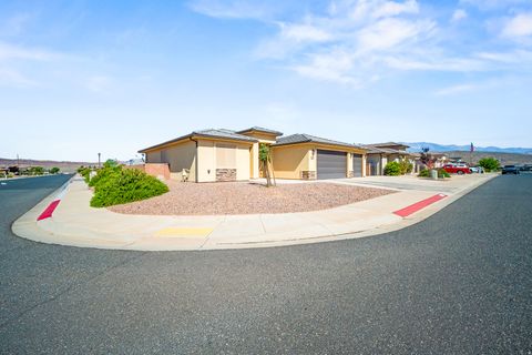 Tiny photo for 633 N 2850 W, Hurricane, UT 84737 (MLS # 2157097)