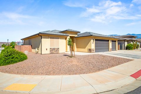 Tiny photo for 633 N 2850 W, Hurricane, UT 84737 (MLS # 2157097)