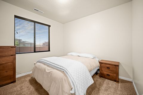 Tiny photo for 633 N 2850 W, Hurricane, UT 84737 (MLS # 2157097)