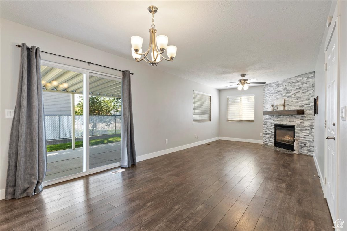 APPLE TERRACES - Residential