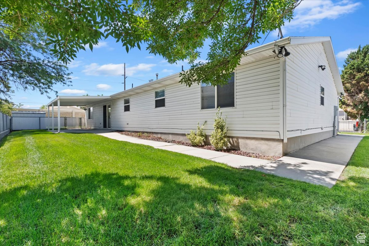 APPLE TERRACES - Residential