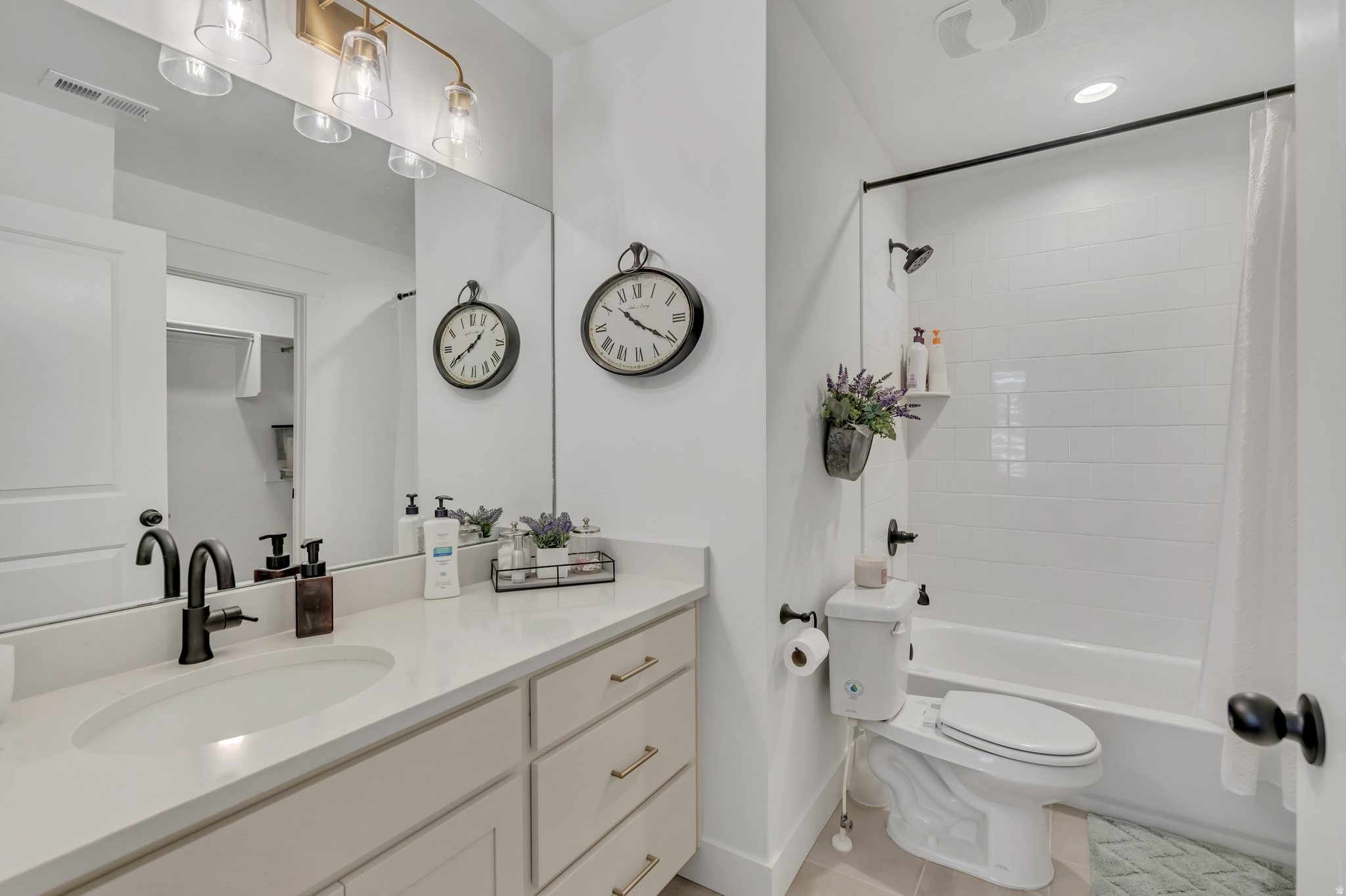 BEACON POINT - Residential