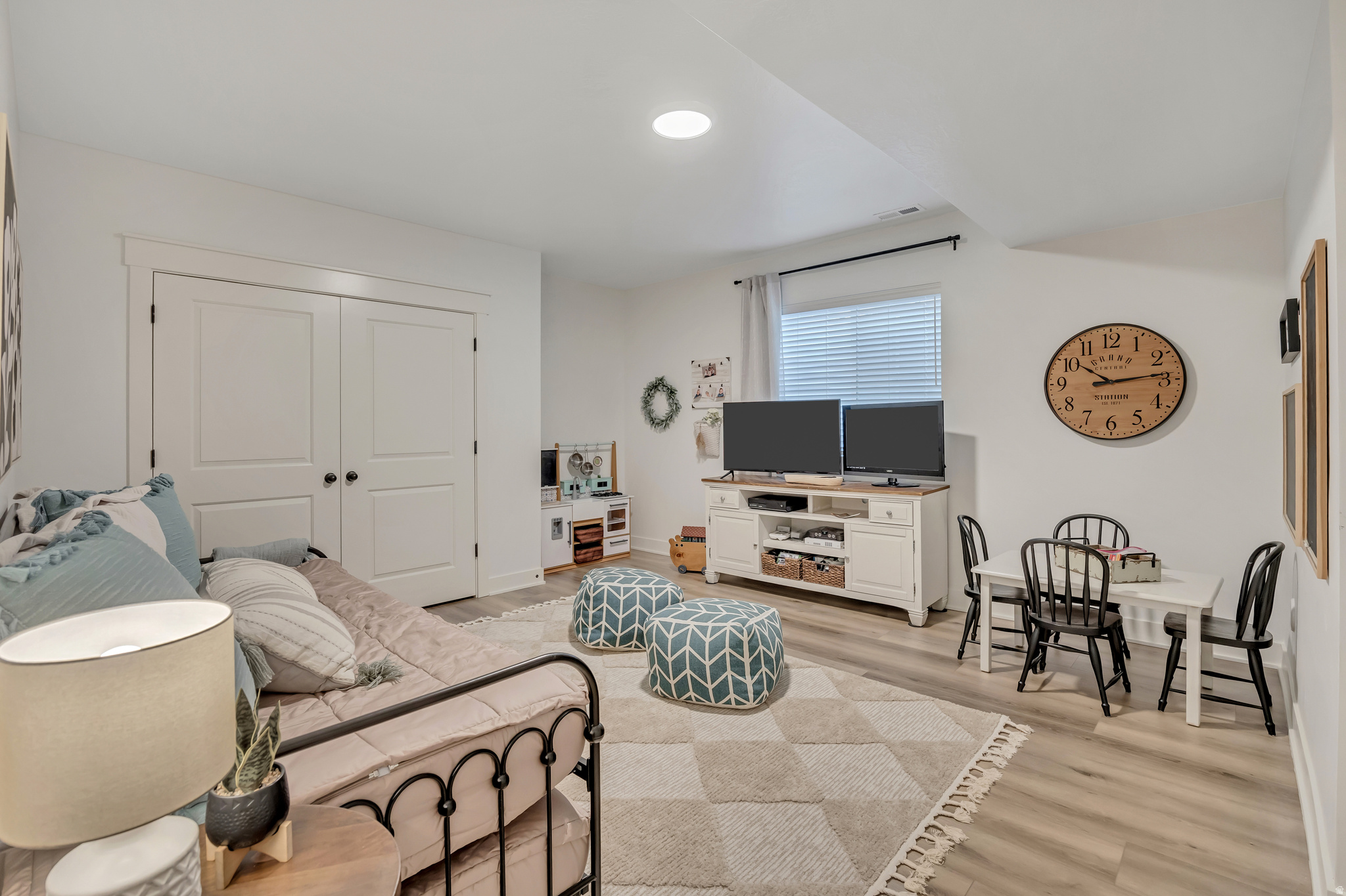 BEACON POINT - Residential