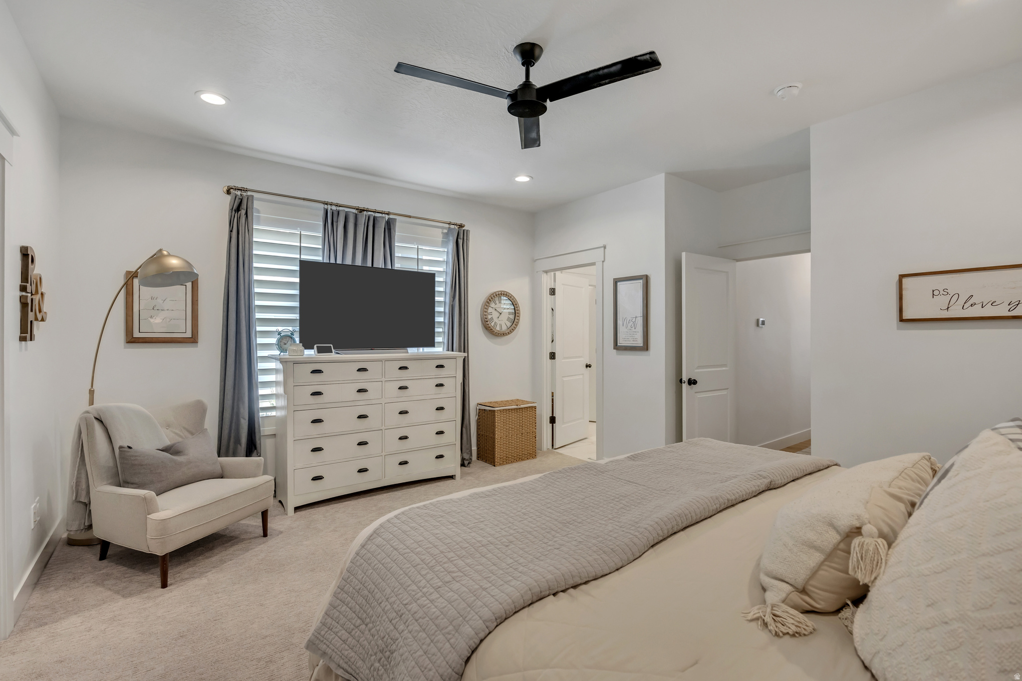 BEACON POINT - Residential