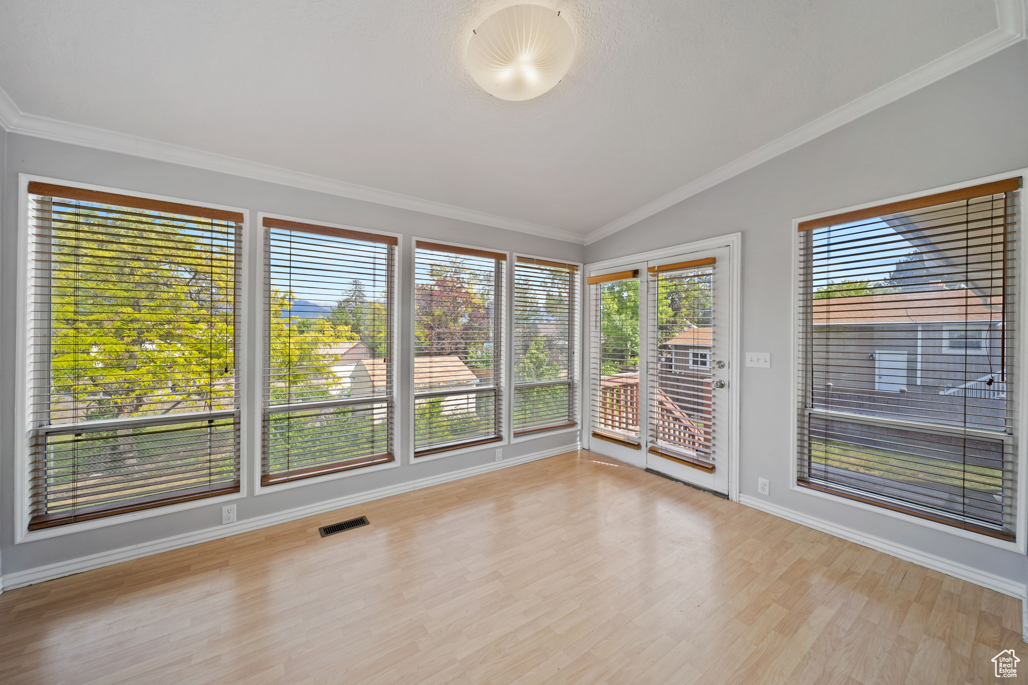 5557 S 2200, Salt Lake City, Utah image 6