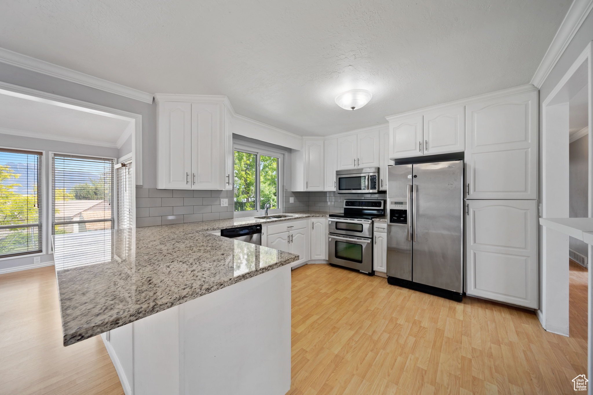 5557 S 2200, Salt Lake City, Utah image 8