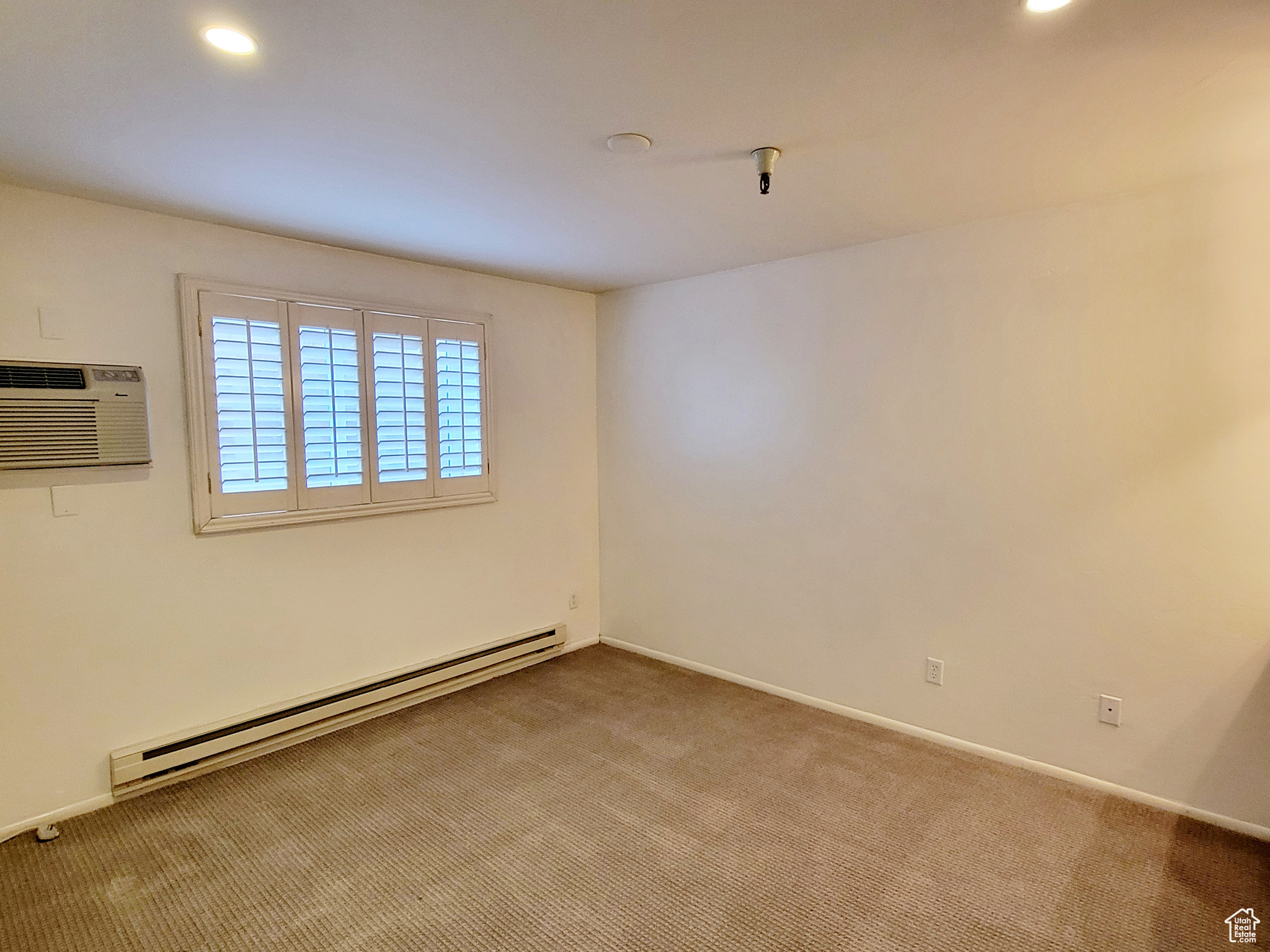 CARRIAGE HOUSE - Residential