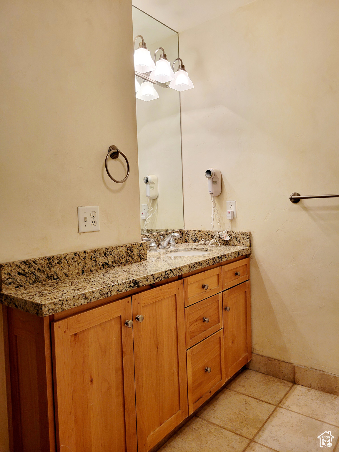 CARRIAGE HOUSE - Residential