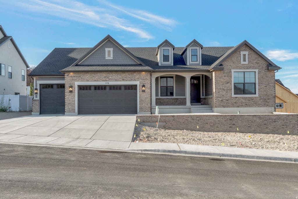 Photo of 1178 E 110 S, Pleasant Grove, UT 84062 (MLS # 2180871)