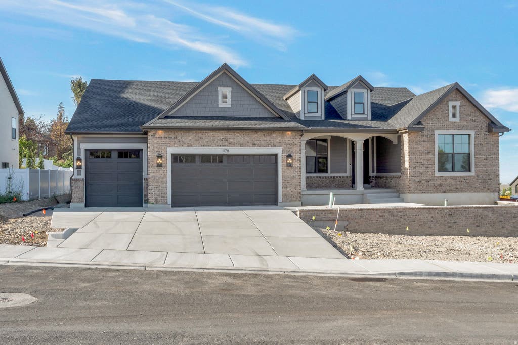 Photo of 1178 E 110 S, Pleasant Grove, UT 84062 (MLS # 2180871)