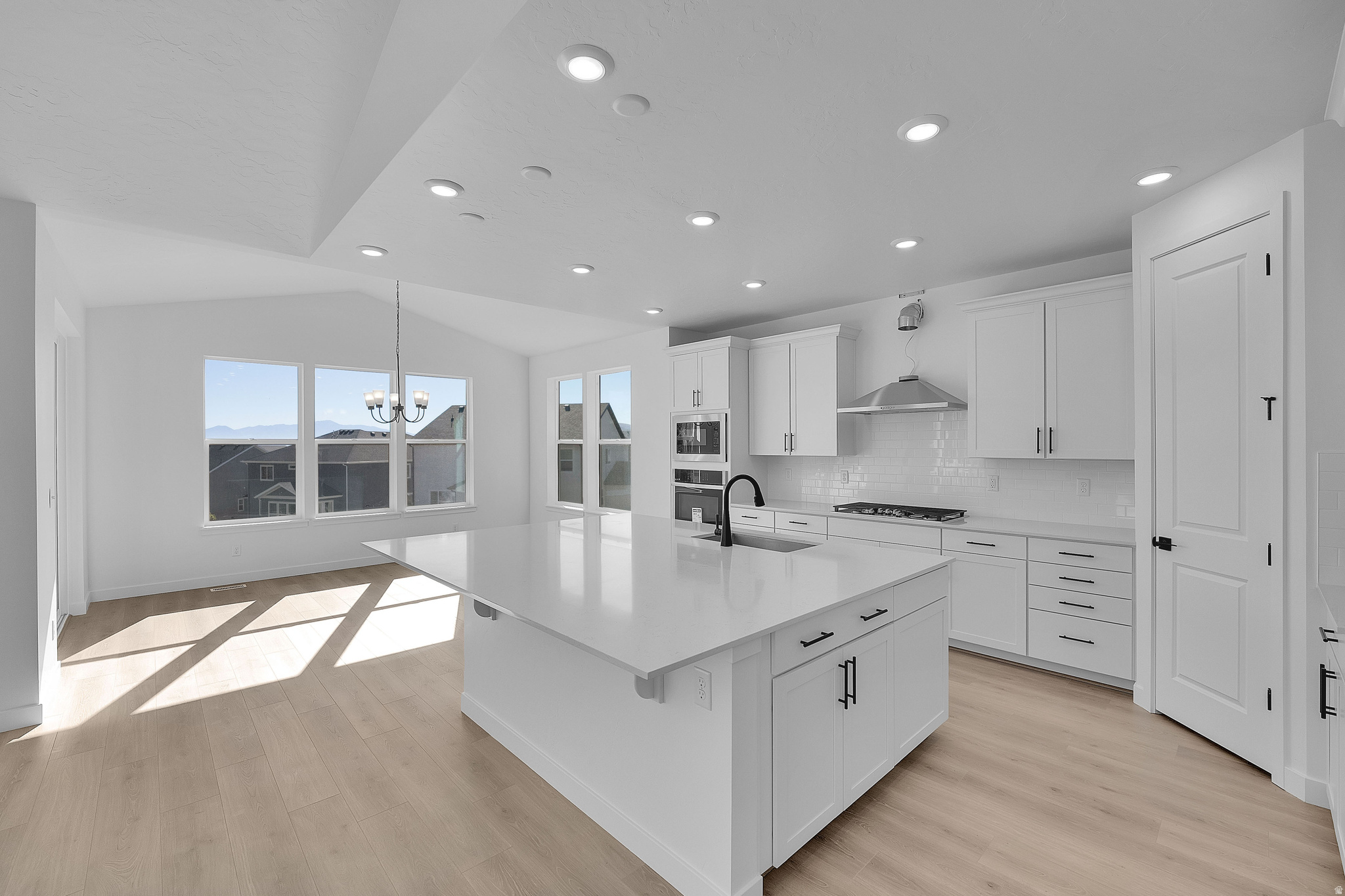 HERON HILLS - Residential