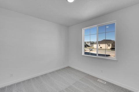 Tiny photo for 47 E NIGHT HERON CV, Saratoga Springs, UT 84045 (MLS # 2121704)