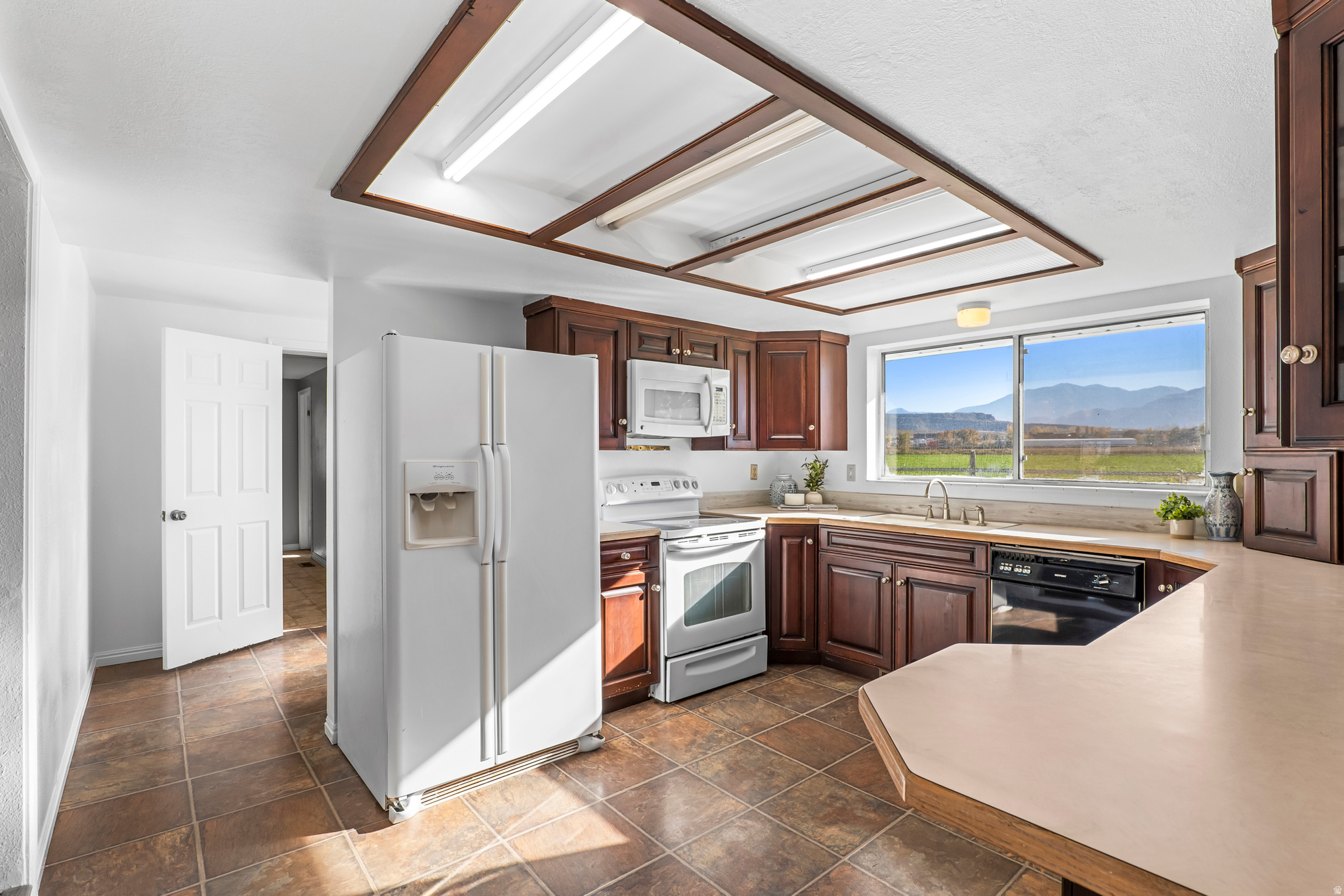 WASHBURN - Residential