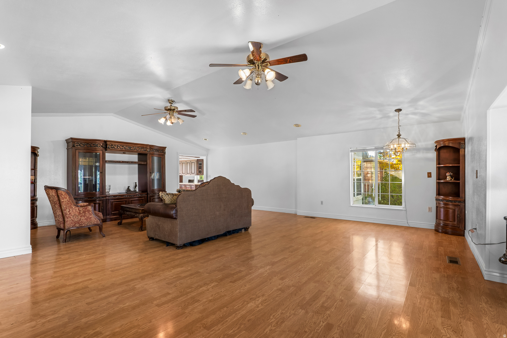 WASHBURN - Residential