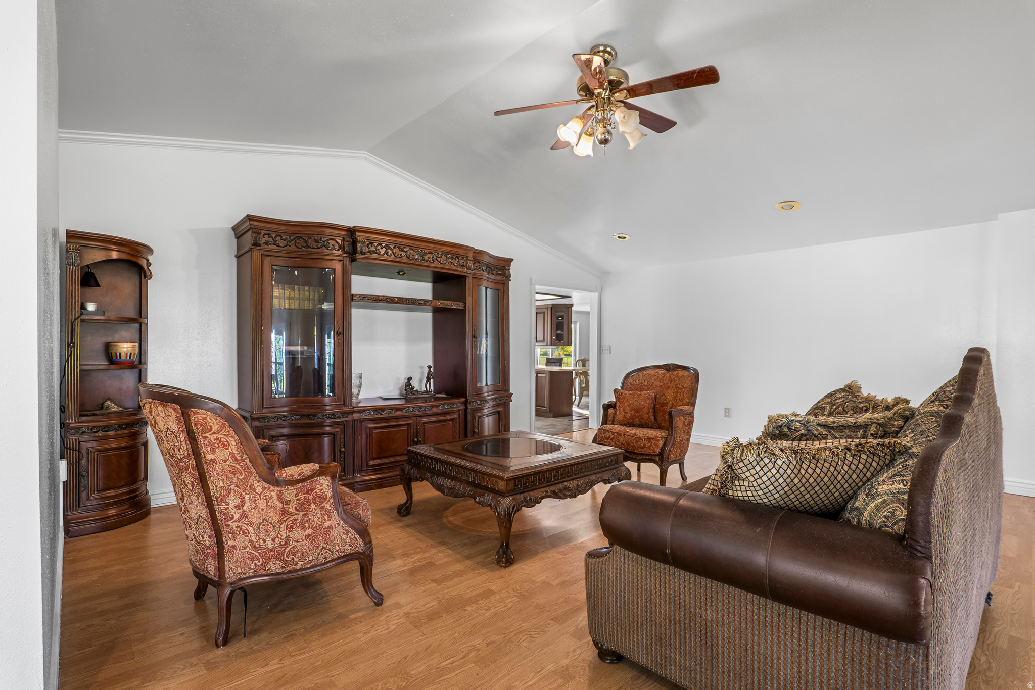 WASHBURN - Residential