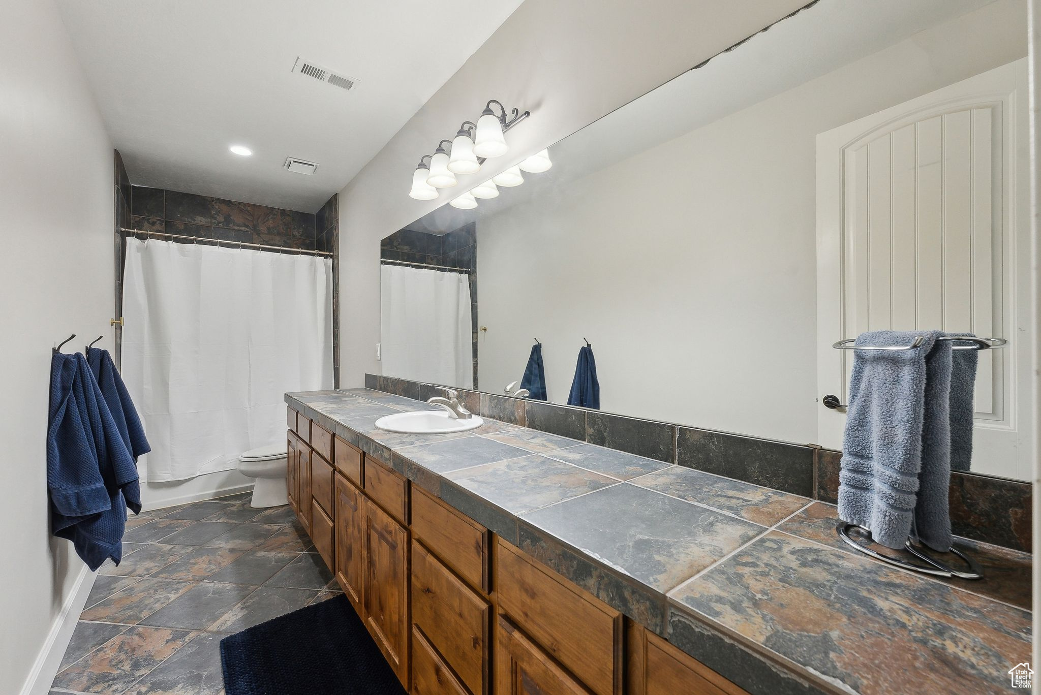 STEEPLECHASE - Residential