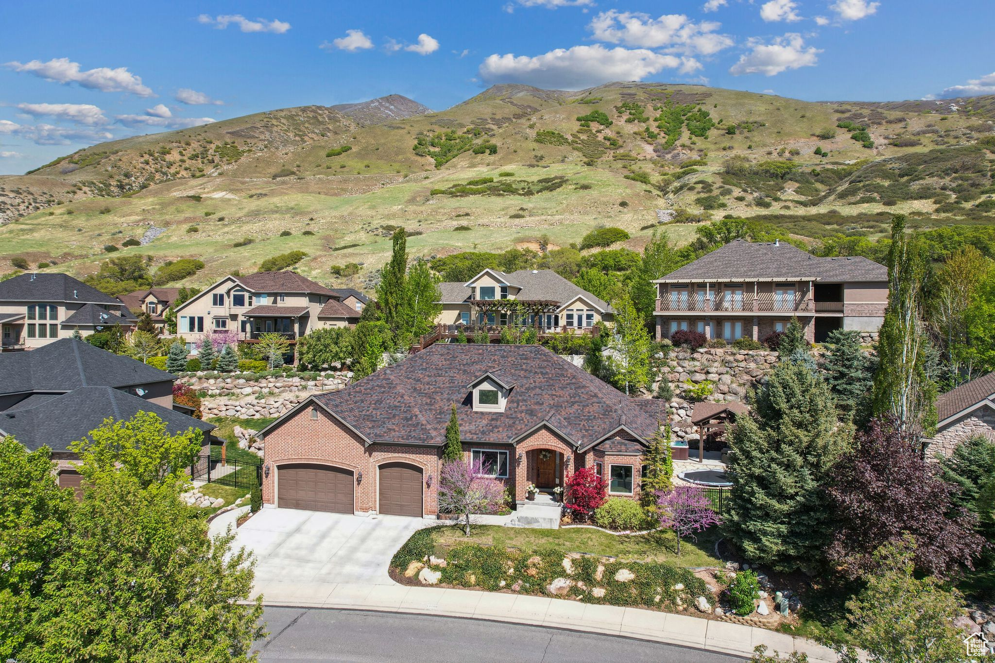 STEEPLECHASE - Residential