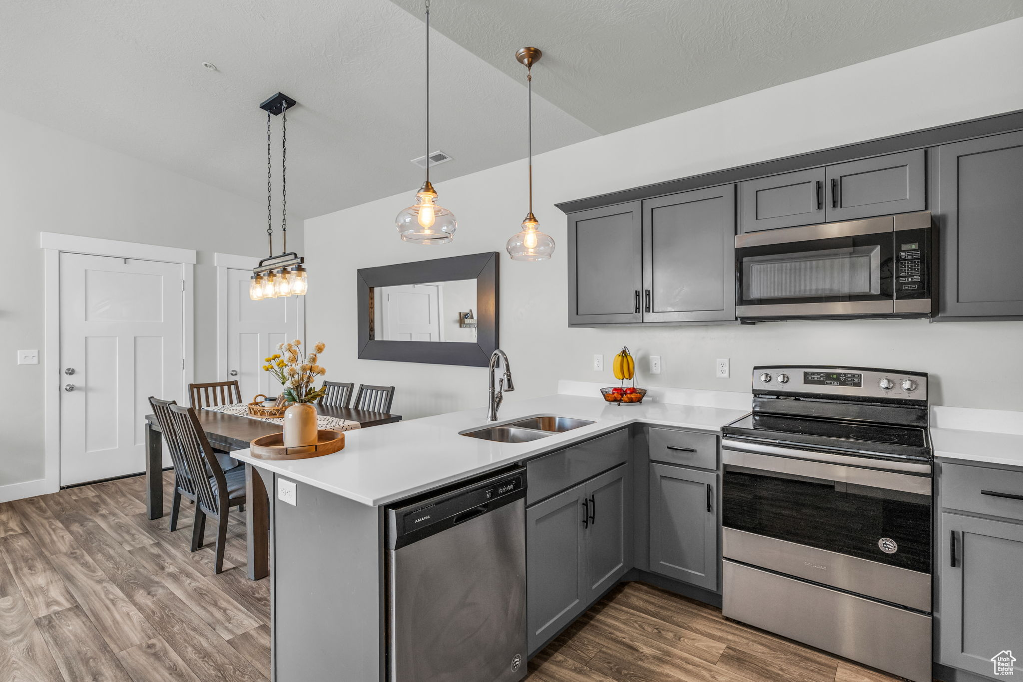 SADDLEBROOK - Residential
