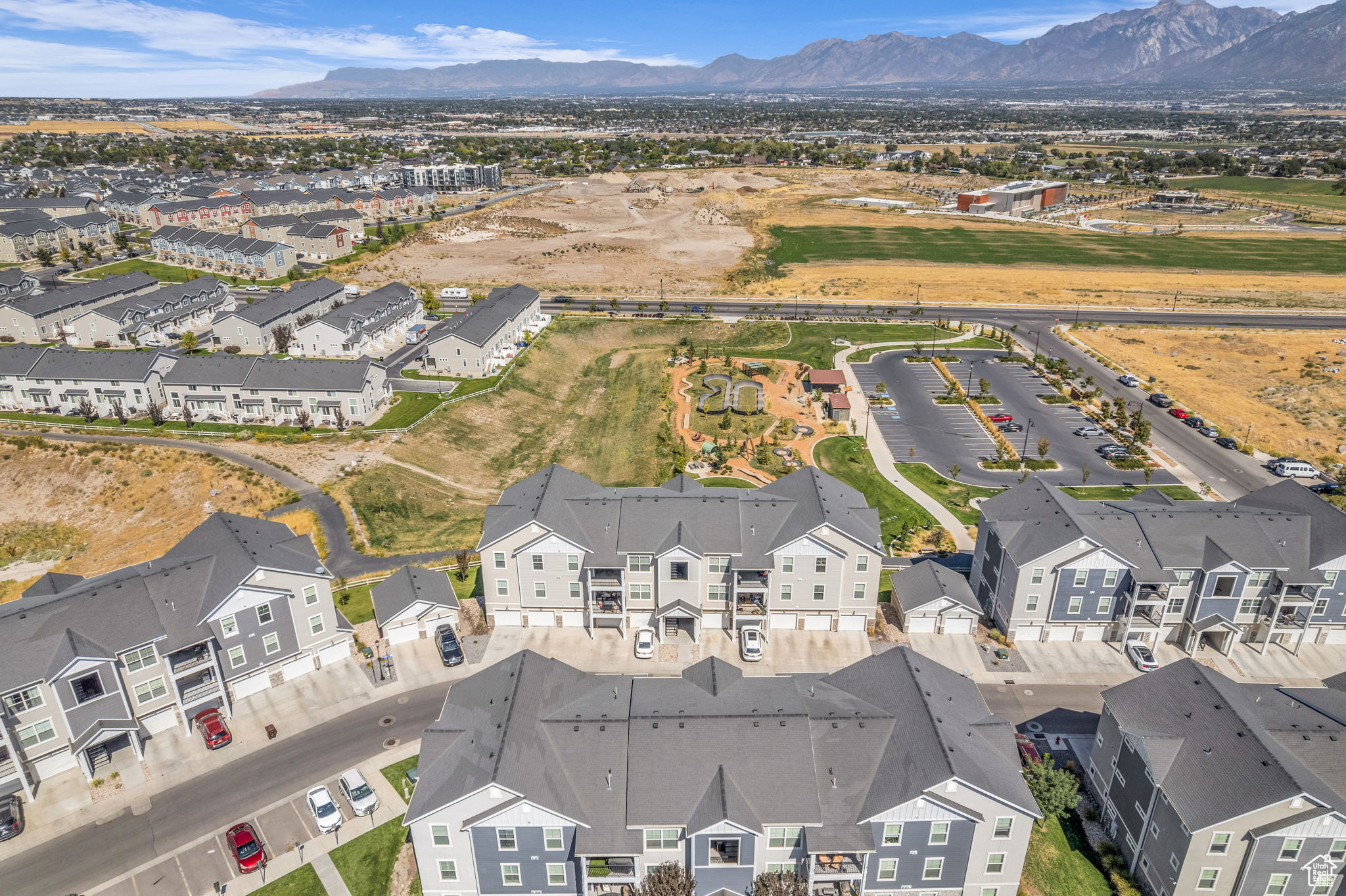 SADDLEBROOK - Residential