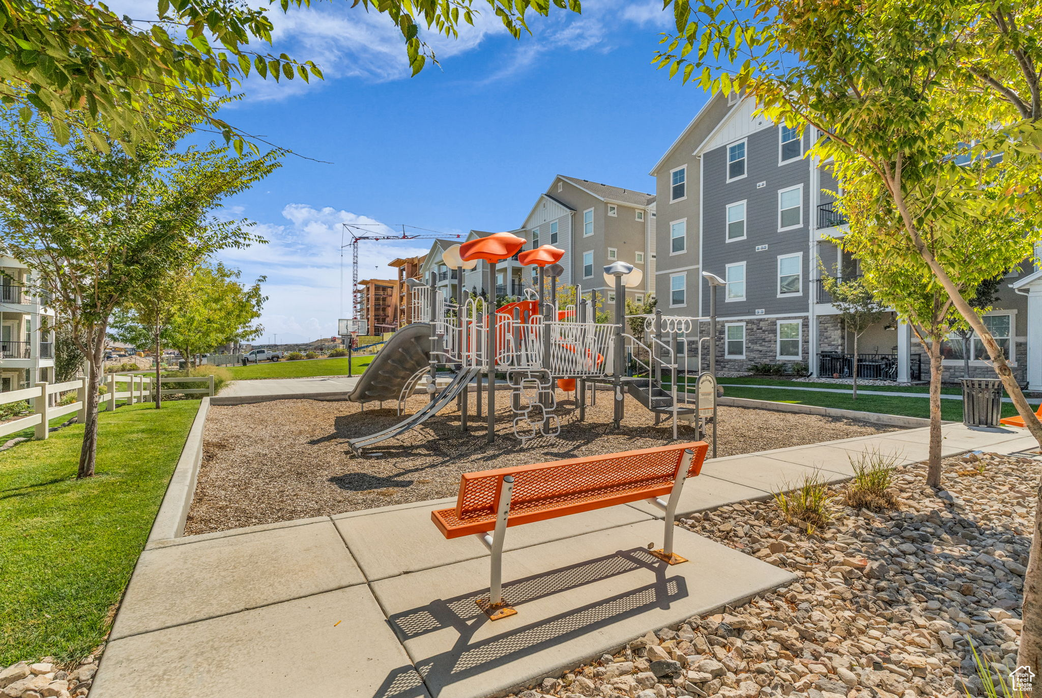 SADDLEBROOK - Residential